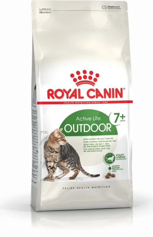 Royal Canin Active Life Outdoor Adult 7+ 3 Royal Canin Active Life Outdoor Adult 7+
